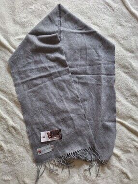 NWT John Hanly Ireland 100% Merino Wool Scarf Solid Grey 12x71 Unisex Fringe 117